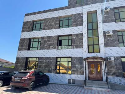 4-комнатная квартира · 185 м² · 3/4 этаж, Душистая за 40 млн 〒 в Актау, мкр Приморский