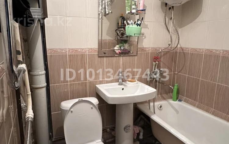 2-комнатная квартира · 45 м² · 3/5 этаж, мкр Самал 50 — Шостакович за 130 000 ₸ в Таразе — фото 2