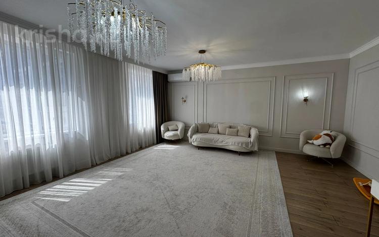 6-комнатная квартира · 180 м² · 6/23 этаж, Айнакол 66/1 за 135 млн ₸ в Астане, Алматы р-н — фото 2