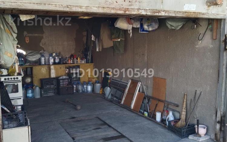 Гараж · 18 м² · мкр Сайрам — ТЦ Магнум, бағасы: 40 000 ₸ в Шымкенте, Аль-Фарабийский р-н — фото 2