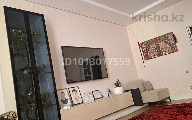 3-бөлмелі пәтер · 120 м² · 1/7 қабат, Жат Мұра Блок12, бағасы: 45 млн ₸ в Жанаозен — фото 2