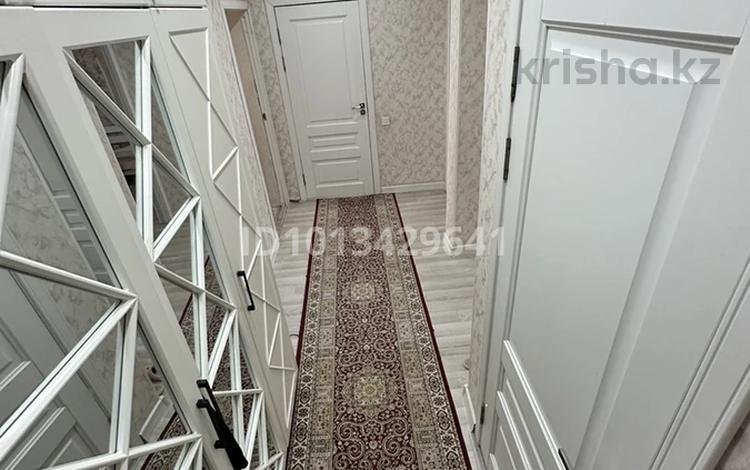 2-бөлмелі пәтер · 63.7 м² · 8/9 қабат, мкр Зердели 1/173 — Саина - Монке би, бағасы: 30.5 млн ₸ в Алматы, Алатауский р-н — фото 2