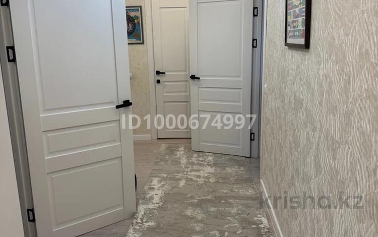 3-бөлмелі пәтер · 80 м² · 3/9 қабат, Юбилейный — Назарбаева мкр Юбилейный, бағасы: 38 млн ₸ в Костанае — фото 2
