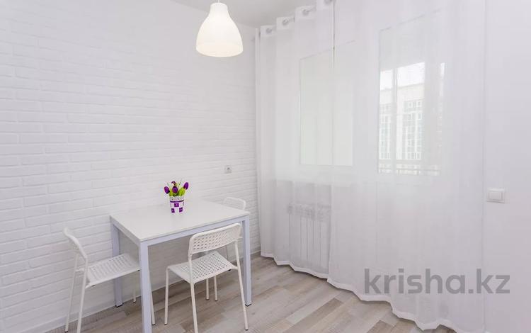 1-комнатная квартира, 45 м², 6/7 этаж посуточно, Кабанбай батыра 46/1 — Керей и Жанибека за 13 000 〒 в Астане, Есильский р-н — фото 6