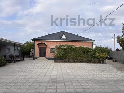Жеке үй · 5 бөлме · 190 м² · 1000 жүзд., Астана 43 — Жеті қайқы, бағасы: 70 млн ₸ в Жанаозен