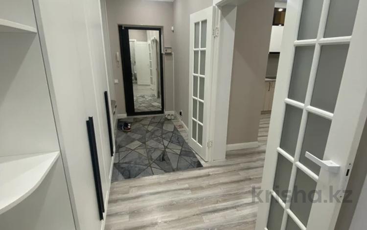 3-комнатная квартира · 81 м² · 8/13 этаж, Просп. Назарбаева 28 за 500 000 ₸ в Алматы, Жетысуский р-н — фото 17