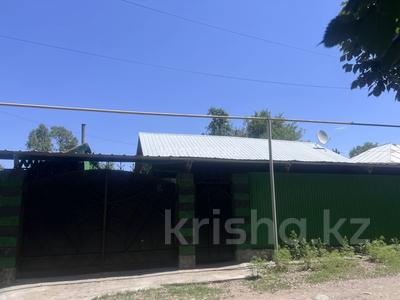 Отдельный дом · 3 комнаты · 75 м² · 13 сот., Дяулеткелди Тяжметов кошеси 8 — Находиться не далеко от трассы напротив мечети за 28 млн ₸ в Турген