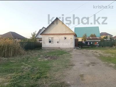 Жеке үй · 3 бөлме · 70 м² · 6 сот., Үшбұлақ 34 — Май, бағасы: 20 млн 〒 в Жамбыле