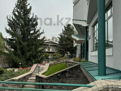 Свободное назначение, офисы • 2000 м² за 4.5 млн 〒 в Алматы, Медеуский р-н