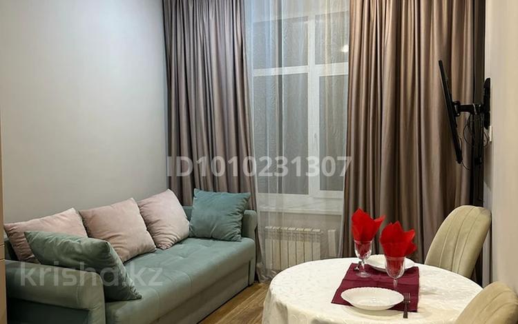 2-бөлмелі пәтер · 43 м² · 3/9 қабат, мкр Юго-Восток, Строителей 33/4, бағасы: 29 млн ₸ в Караганде, Казыбек би р-н — фото 9