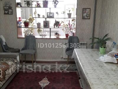 2-бөлмелі пәтер · 70 м² · 4/5 қабат, мкр Восток 34 — Дом Салтанат, остановка Восток, бағасы: 25 млн ₸ в Шымкенте, Аль-Фарабийский р-н
