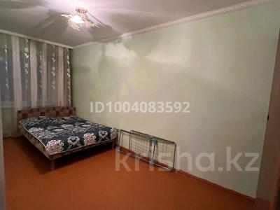 2-комнатная квартира · 43 м² · 2/3 этаж, Абая — Пересечение пр.Назарбаева за 130 000 〒 в Уральске