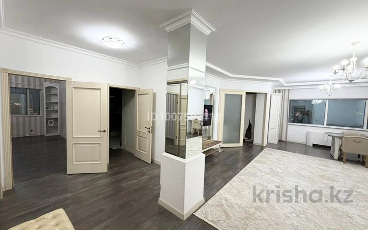 3-комнатная квартира · 121.4 м² · 25/41 этаж, Достык 5 за 72 млн ₸ в Астане, Есильский р-н — фото 2