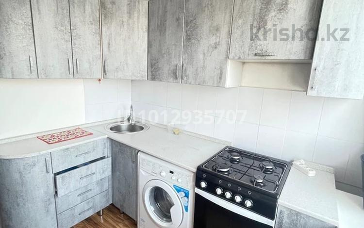 2-бөлмелі пәтер · 58 м² · 8/9 қабат, мкр Юго-Восток, проспект республики 16/2, бағасы: 160 000 ₸ в Караганде, Казыбек би р-н — фото 2