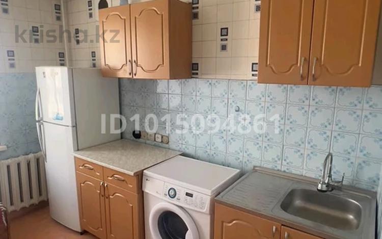 1-комнатная квартира · 35 м² · 8/9 этаж, Гапеева 9 — ТБЦ " Аян" за 13.3 млн ₸ в Караганде, Казыбек би р-н — фото 2