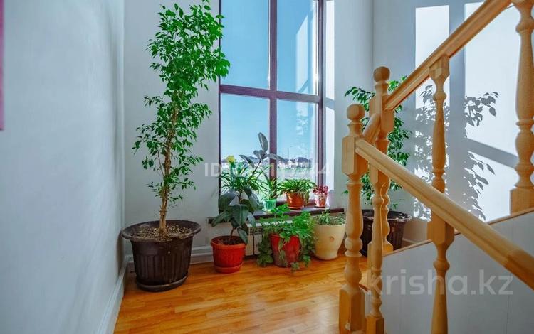 Жеке үй · 5 бөлме · 240 м² · 10 жүзд., Үркер 26 — улица Е612, бағасы: 75 млн ₸ в Астане, Нура р-н — фото 3
