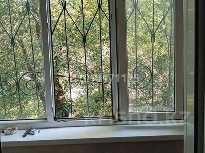 2-бөлмелі пәтер · 45 м² · 2/5 қабат, Мухита 95/1 — Сош 7, бағасы: 15 млн ₸ в Уральске, мкр Школьник