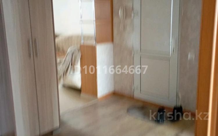3-бөлмелі пәтер · 60 м² · 5/5 қабат, Проспект Победы 8 — Цон, акимат., бағасы: 13 млн ₸ в Абае — фото 2