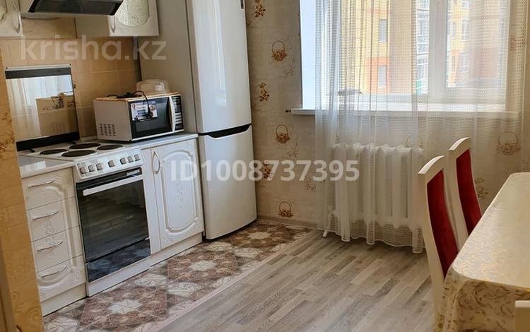 1-комнатная квартира · 53 м² · 4/14 этаж, Шаймерден Косшыгулулы 7 за 26.5 млн ₸ в Астане, Сарыарка р-н — фото 2