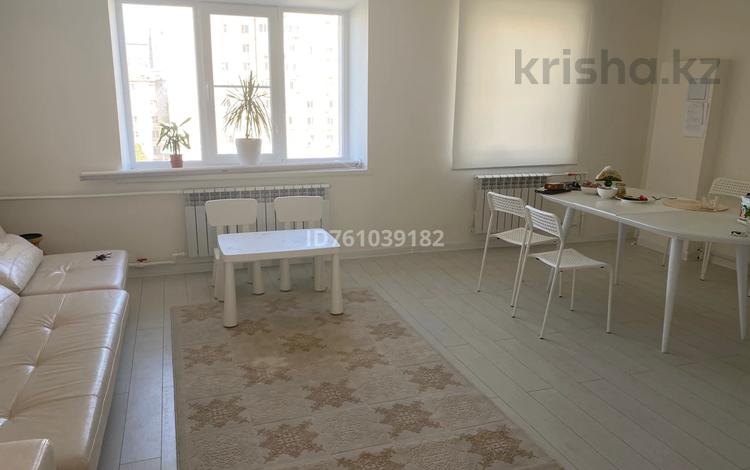 4-бөлмелі пәтер · 94 м² · 5/5 қабат, Сатпаева 36 — Над кафе Суло, бағасы: 29 млн ₸ в Атырау — фото 2