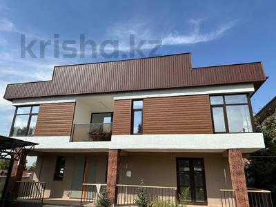 Отдельный дом · 8 комнат · 470 м², Базарбаева 46 за 3.5 млн 〒 в Алматы, Медеуский р-н
