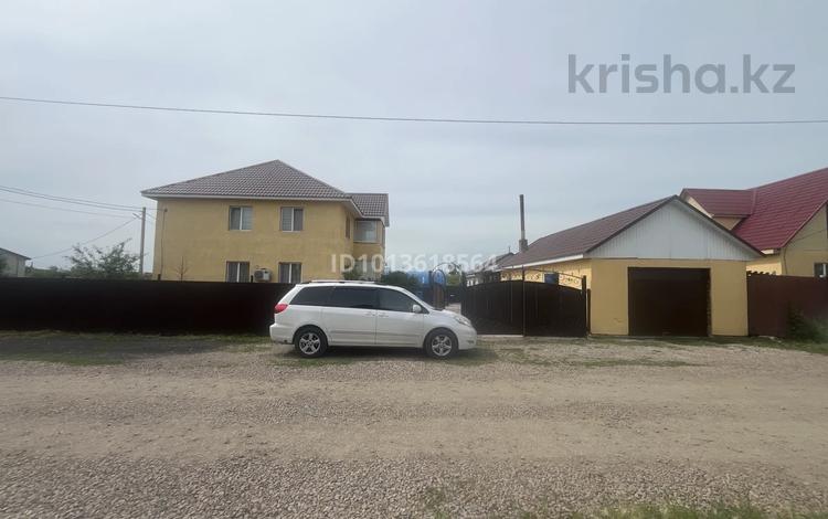 Отдельный дом · 4 комнаты · 170 м² · 8.5 сот., Кунаева 5 за 95 млн ₸ в Петропавловске — фото 2