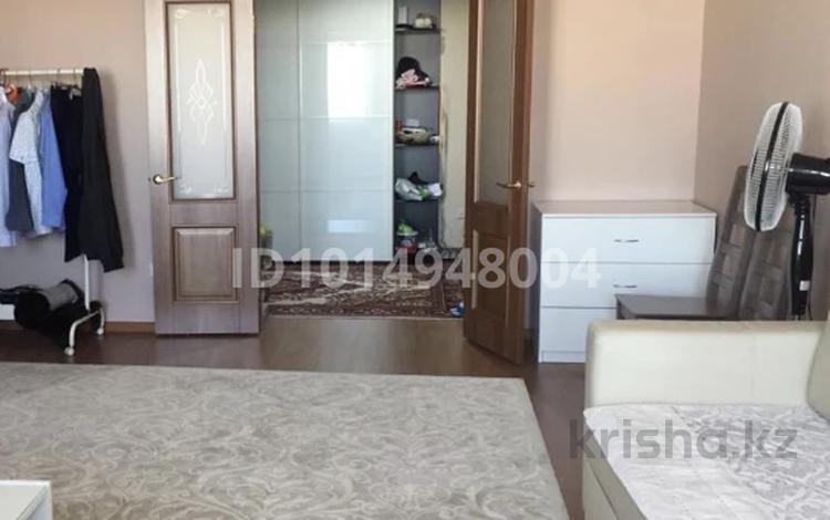 2-комнатная квартира · 80 м² · 8/15 этаж, Б. Момышулы 14 — Сатпаева за 300 000 ₸ в Астане, Алматы р-н — фото 2