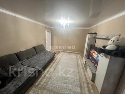 3-комнатная квартира · 63 м² · 1/5 этаж, 6 микра район 10 за 14.1 млн 〒 в Риддере