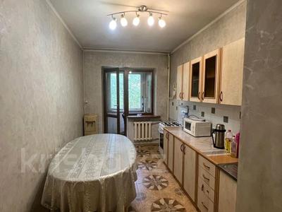 Аренда квартир в Алматы: 2-комнатная квартира · 60 м² · 4/5 этаж, мкр Мамыр-3 1 за 230 000 〒 2-комнатная квартира · 60 м² · 4/5 этаж, мкр Мамыр-3 1 за 230 000 〒 в Алматы, Ауэзовский р-н