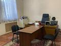 Еркін, кеңселер, дүкендер мен бутиктер, қоймалар, жқб, автосервистер мен көлік жуу, қоғамдық тамақтану орны, сұлулық салондары, монша, қонақ үй және демалыс орындары, медорталықтар мен дәріханалар, білім орталықтары, кабинеттер және жұмыс орындары · 300 м², бағасы: 500 000 ₸ в Шымкенте, Каратауский р-н — фото 9