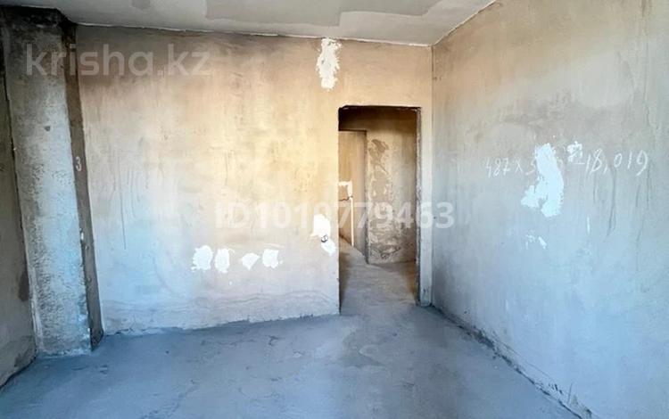 2-бөлмелі пәтер · 67 м² · 2/13 қабат, Максут Нарикбаев 8, бағасы: 30 млн ₸ в Астане, Нура р-н — фото 2