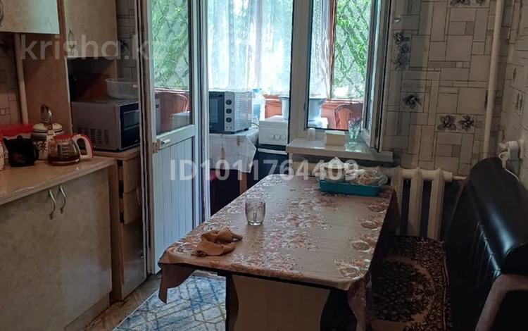 2-комнатная квартира · 60 м² · 2/5 этаж, мкр Аса 32 — Қайқарметке жақын за 110 000 〒 в Таразе — фото 9