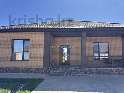 Отдельный дом · 4 комнаты · 160 м² · 8 сот., Сарбаз за 71 млн ₸ в Актобе, СК Сарбаз