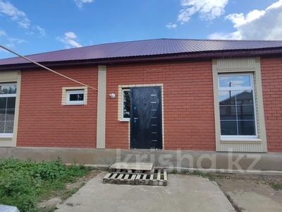 Отдельный дом · 4 комнаты · 103.7 м² · 3.32 сот., Чапаева 72 — Район Облбольницы за 29.5 млн 〒 в Уральске