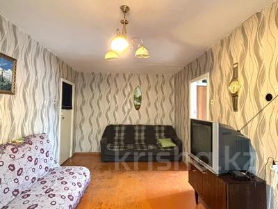 Продажа квартир в Западно-Казахстанской обл.: 4-комнатная квартира · 61.9 м² · 2/5 этаж, Ихсанова за 18 млн 〒 4-комнатная квартира · 61.9 м² · 2/5 этаж, Ихсанова за 18 млн 〒 в Уральске