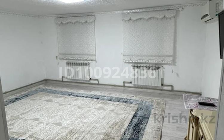 Отдельный дом · 2 комнаты · 80 м² · 10 сот., Сарыөзек, Гүлден 1 көше 19 за 13.5 млн ₸ в Атырау — фото 2