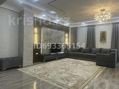 3-комнатная квартира, 83 м² посуточно, Батырбекова 25а — Рядом с керуен сарай за 25 000 〒 в Туркестане