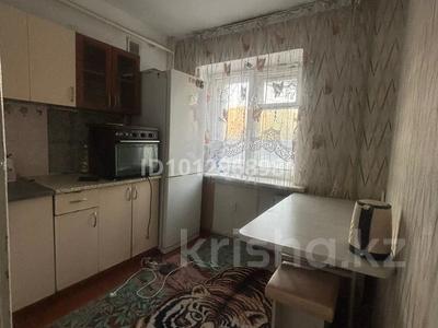 2-комнатная квартира · 48 м² · 2/5 этаж, ул 410 квартал 9 — дом магазин Южный за 15.5 млн ₸ в Семее