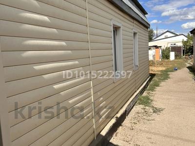 Отдельный дом · 2 комнаты · 50 м² · 6 сот., Уральская за 11 млн ₸ в Актобе, мкр Москва