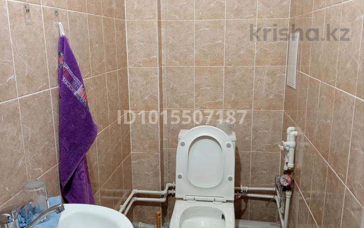 2-комнатная квартира · 67 м² · 9/9 этаж, мкр Береке 54 за 200 000 ₸ в Атырау — фото 2