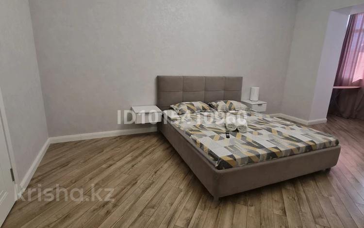 1-бөлмелі пәтер · 63 м² · 5/5 қабат, Алтын орда ш/а. 66, бағасы: 15 000 ₸ в Актобе, мкр. Алтын орда — фото 2