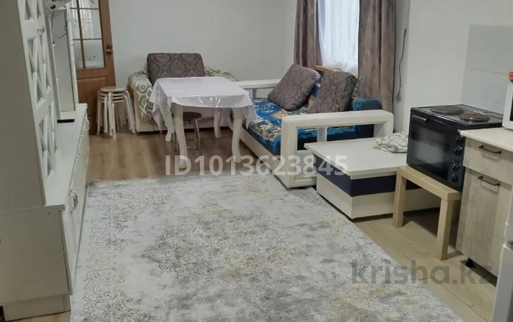 Жеке үй · 7 бөлме · 80 м², Дорожкиных 6/2, бағасы: 10 000 ₸ в Бурабае — фото 2