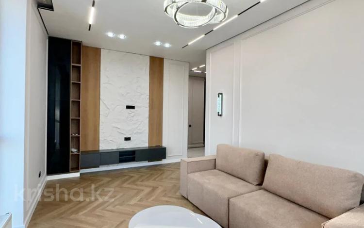 2-комнатная квартира · 70 м² · 8/10 этаж, Жарокова 370 за 96 млн ₸ в Алматы, Бостандыкский р-н — фото 2