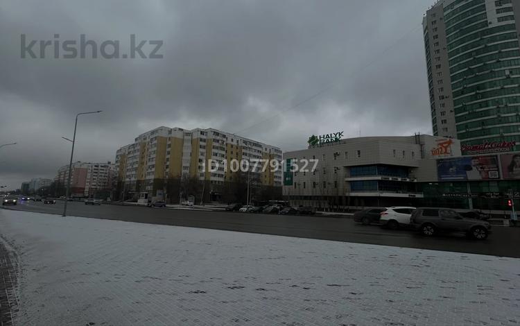 1-комнатная квартира · 60 м², мкр 11 114 за 120 000 ₸ в Актобе — фото 16