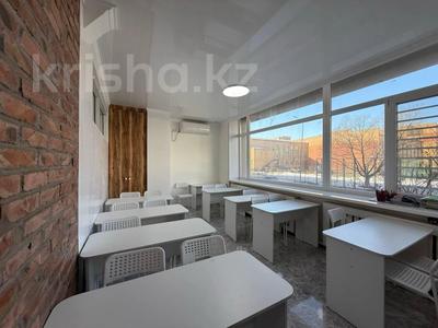 Свободное назначение, офисы, магазины и бутики, склады, общепит, салоны красоты, бани, гостиницы и зоны отдыха, медцентры и аптеки, образование, развлечения · 168 м² за 76 млн 〒 в Астане, Сарыарка р-н