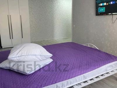 1-бөлмелі пәтер · 33 м² · 1/5 қабат, 27-шағынаудан, Мкр Юго-Восток, Университетская, бағасы: 200 000 ₸ в Караганде, Казыбек би р-н