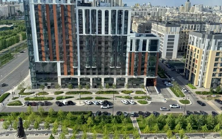 3-бөлмелі пәтер · 97 м² · 15/18 қабат, Туркестан 18, бағасы: 84.5 млн ₸ в Астане, Есильский р-н — фото 3