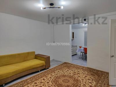 Отдельный дом · 2 комнаты · 50 м², мкр Атырау, Ақбөкен көшесі 1 үй — Рысмағанбетов көшесі қиылысы, 31-ші мектеп жаны за 140 000 〒