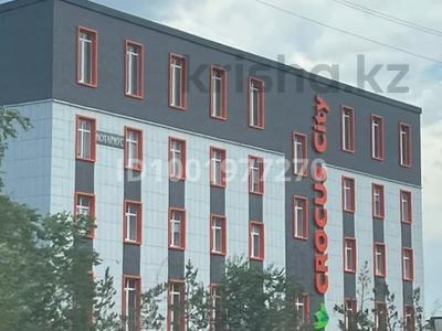 Свободное назначение, офисы, магазины и бутики, склады, общепит, салоны красоты, сельское хозяйство, бани, гостиницы и зоны отдыха, фитнес и спорт, медцентры и аптеки, образование, развлечения, конференц-залы, кабинеты и рабочие места, студии · 18 м² за 108 000 ₸ в Караганде, Казыбек би р-н