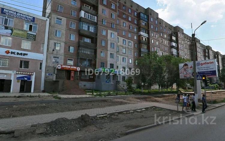 4-бөлмелі пәтер · 77.2 м² · 1/9 қабат, К. Маркса 5, бағасы: 28 млн ₸ в Караганде, Алихана Бокейханова р-н — фото 15
